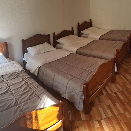 GuestHouse Emanueli Tropoje Eksteriør billede
